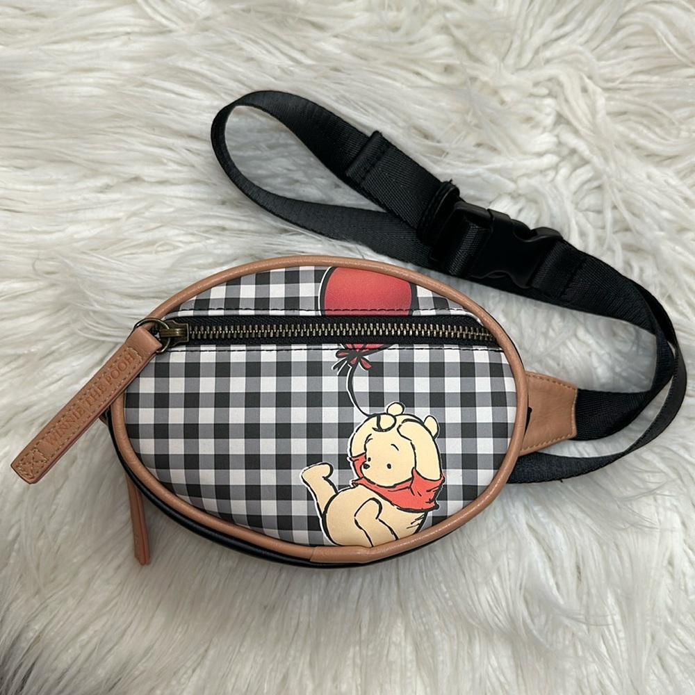 Loungefly belt bag • Winnie the Pooh, Fanny pack purse